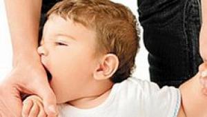 Ребенок кусается – нормально ли это?